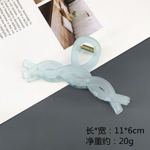 895e0c61f138205378a1281a24bdd851