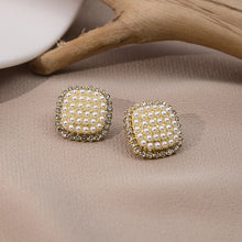 9f5cc26c57a7e43e89b81eb684b97c09