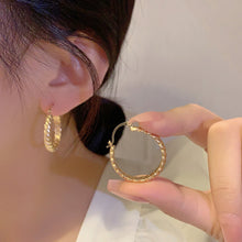 aed32630adc90457a3433bad75ea5421